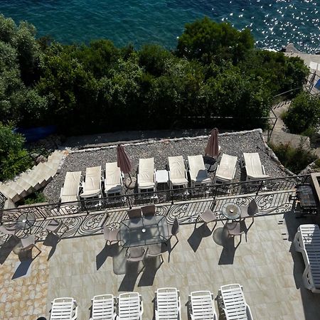 Vilena Apartmani Tivat Buitenkant foto